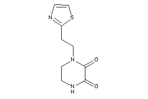 1-(2-thiazol-2-ylethyl)piperazine-2,3-quinone